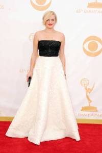 Elizabeth moss in Andrew Gn